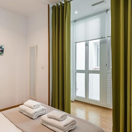 Waou Apartamentos En Sol Confort 7 Madrid Buitenkant foto